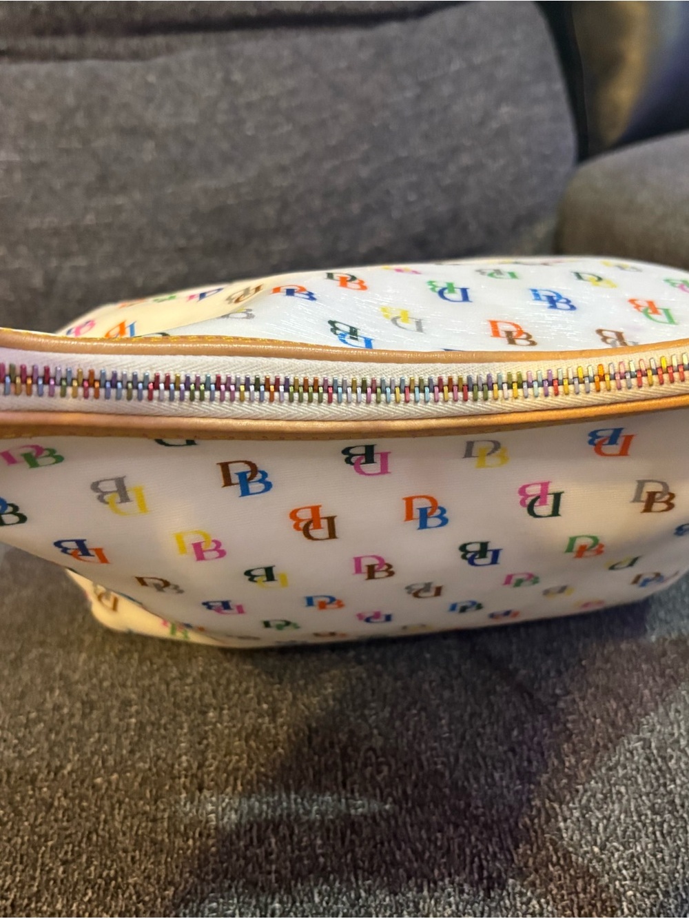 Dooney & Bourke White Multicolor DB Logo Shoulder Bag with Tan Trim - Picture 7 of 16